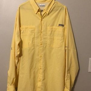 NWOT Columbia performance gear fishing shirt!